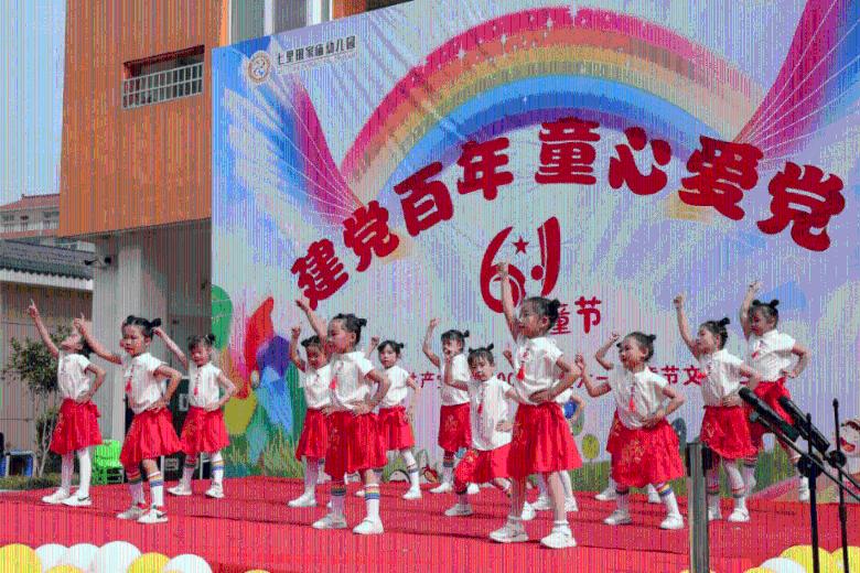 你好、我想问一下我的是科鲁兹手动目前到2000公里了、可要到了首保的日期、我是先拉高速呢还是先首保？游戏画面
